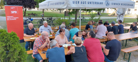 Bürgergespräche bei Brotzeit und Blasmusik in Thierhaupten